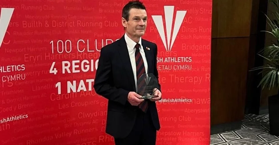 Huge congratulations to Arwel Lewis who was presented with the Services to Athletics Award at the Welsh Athletics Awards evening on Saturday main
